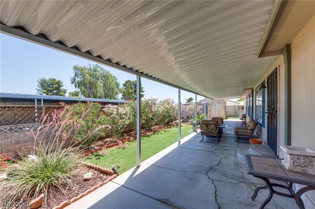 5423 North Sir Richard Drive, Las Vegas, NV 89110