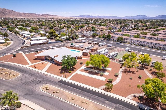 5423 North Sir Richard Drive, Las Vegas, NV 89110