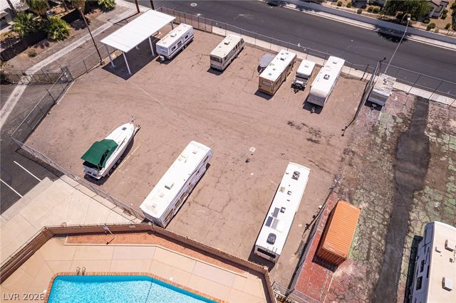 5423 North Sir Richard Drive, Las Vegas, NV 89110