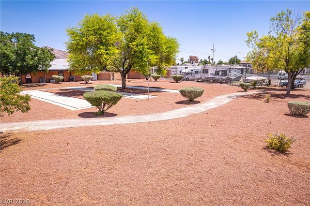 5423 North Sir Richard Drive, Las Vegas, NV 89110