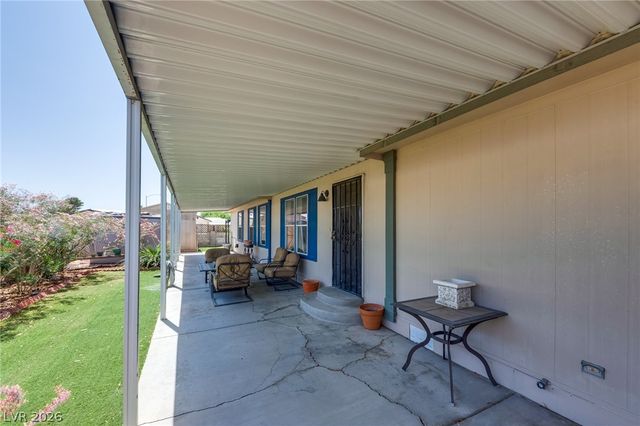 5423 North Sir Richard Drive, Las Vegas, NV 89110