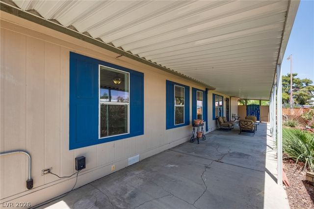 5423 North Sir Richard Drive, Las Vegas, NV 89110