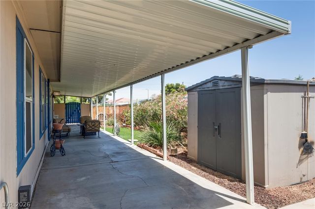5423 North Sir Richard Drive, Las Vegas, NV 89110