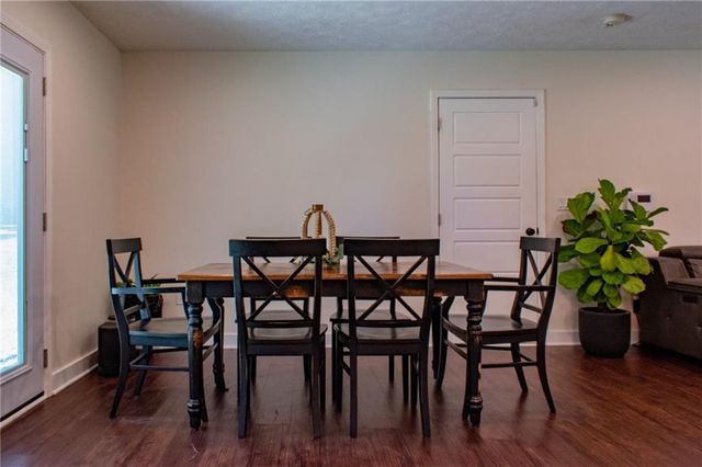 1077 Sawgrass Court SW, Lilburn, GA 30047