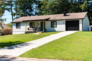 1077 Sawgrass Court SW, Lilburn, GA 30047