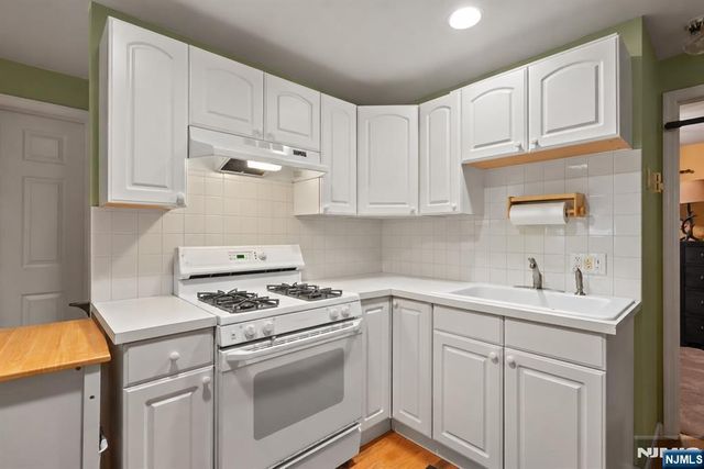 36 Beach Haven Road, West Milford, NJ 07421