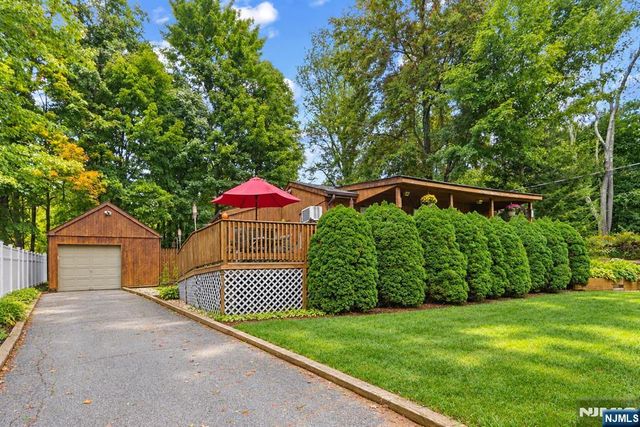 36 Beach Haven Road, West Milford, NJ 07421