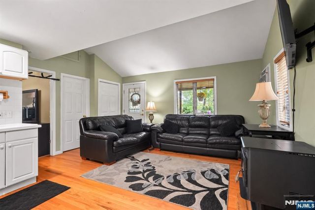 36 Beach Haven Road, West Milford, NJ 07421
