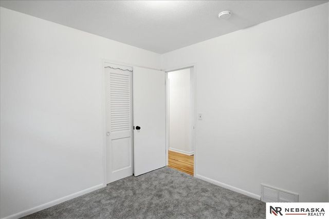 2047 N 70th Street, Omaha, NE 68104