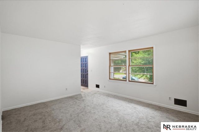 2047 N 70th Street, Omaha, NE 68104
