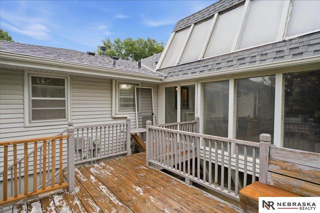 2047 N 70th Street, Omaha, NE 68104