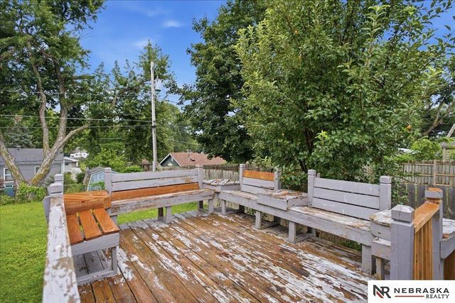 2047 N 70th Street, Omaha, NE 68104