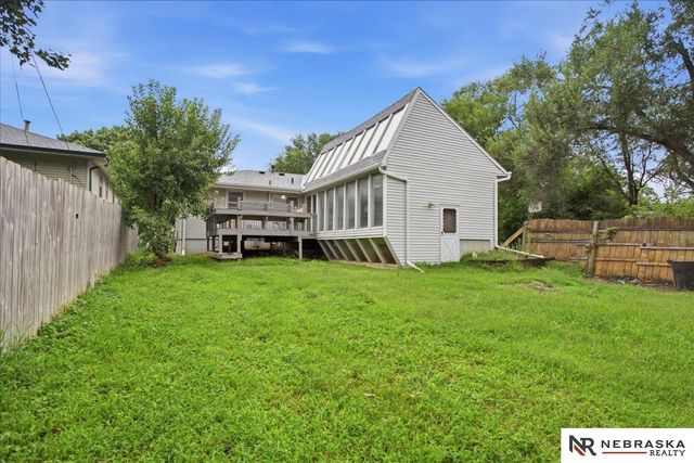 2047 N 70th Street, Omaha, NE 68104