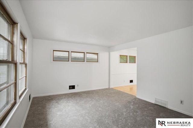 2047 N 70th Street, Omaha, NE 68104