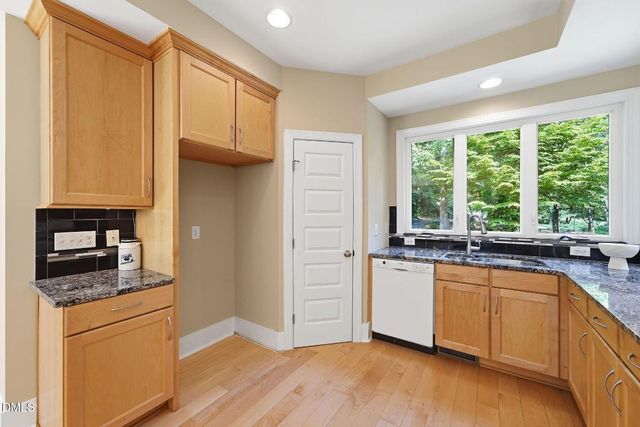 1001 Reaves Drive, Chapel Hill, NC 27516