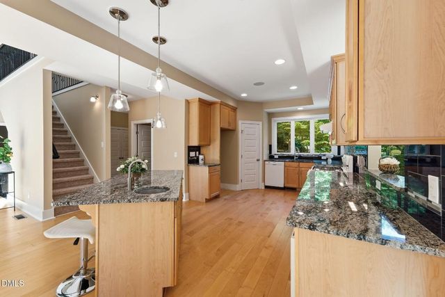 1001 Reaves Drive, Chapel Hill, NC 27516