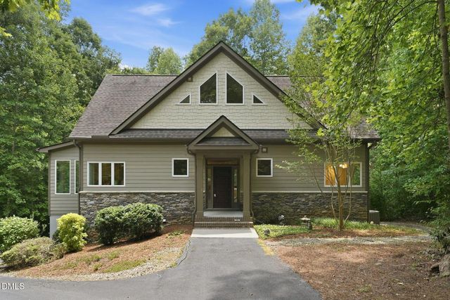 1001 Reaves Drive, Chapel Hill, NC 27516