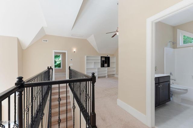 1001 Reaves Drive, Chapel Hill, NC 27516
