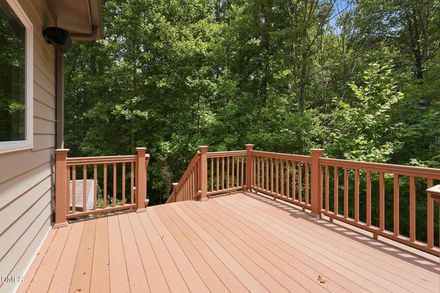1001 Reaves Drive, Chapel Hill, NC 27516