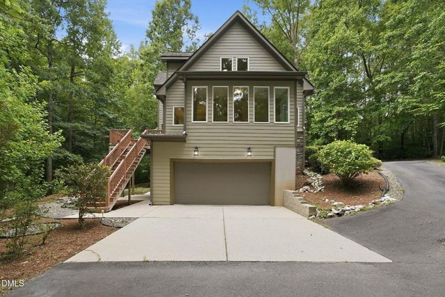 1001 Reaves Drive, Chapel Hill, NC 27516
