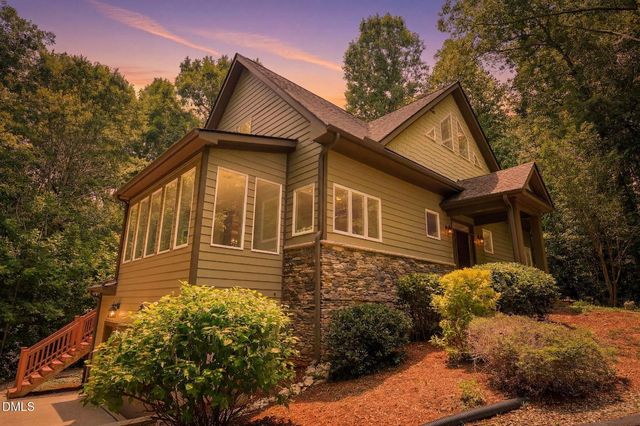 1001 Reaves Drive, Chapel Hill, NC 27516