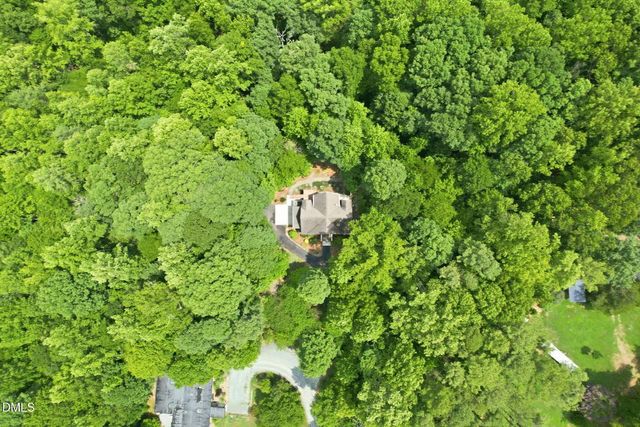 1001 Reaves Drive, Chapel Hill, NC 27516