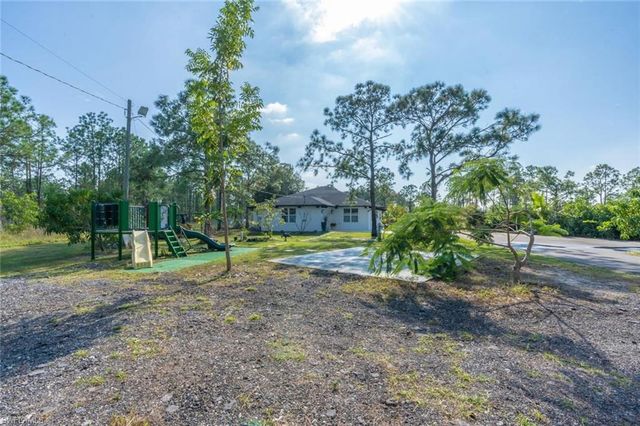 3690 31st AVE NE, Naples, FL 34120