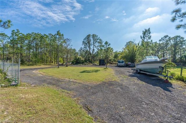 3690 31st AVE NE, Naples, FL 34120