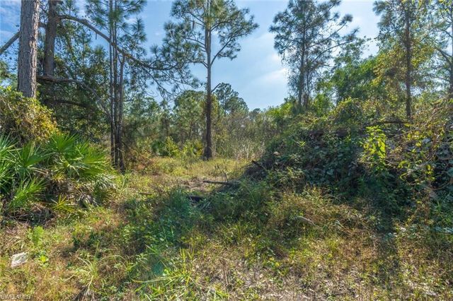 3690 31st AVE NE, Naples, FL 34120