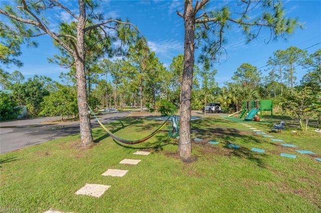 3690 31st AVE NE, Naples, FL 34120