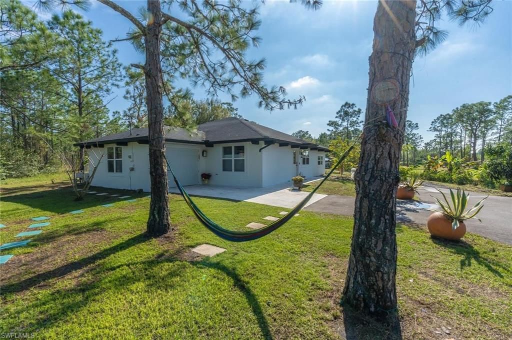 3690 31st AVE NE, Naples, FL 34120