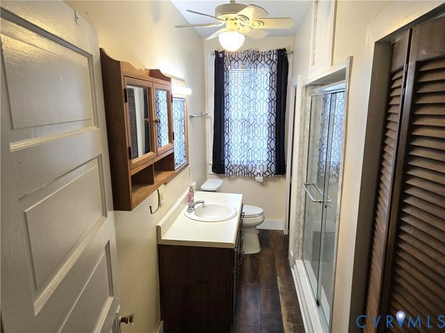 306 Washington Ave, Colonial Heights, VA 23834