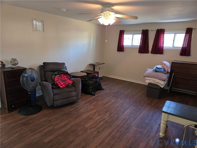 306 Washington Ave, Colonial Heights, VA 23834