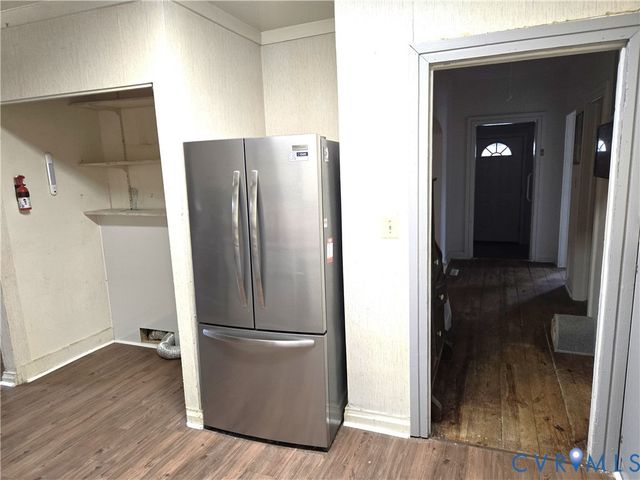 306 Washington Ave, Colonial Heights, VA 23834