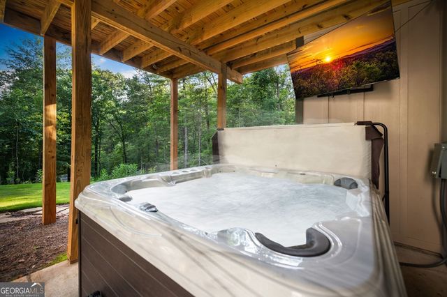 177 Creekside Landing, Ellijay, GA 30540