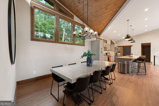 177 Creekside Landing, Ellijay, GA 30540