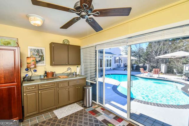 2901 Club Place, Gainesville, GA 30506