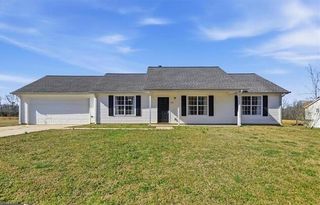 133 Carols Lane, Locust Grove, GA 30248