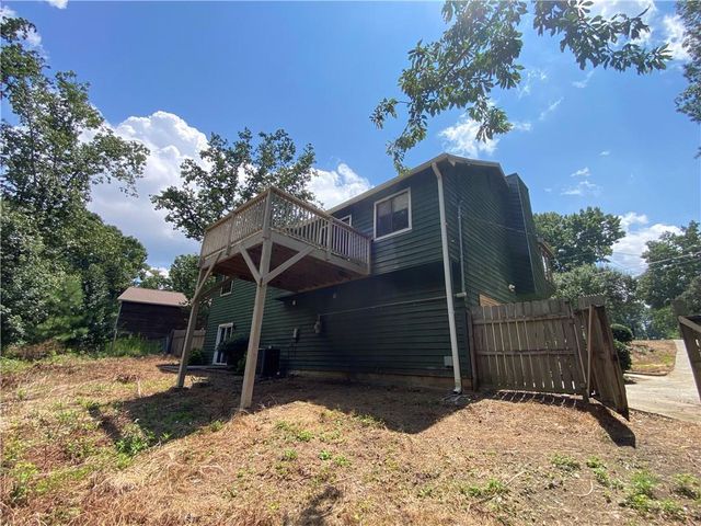 3335 Hillside Drive, Snellville, GA 30078