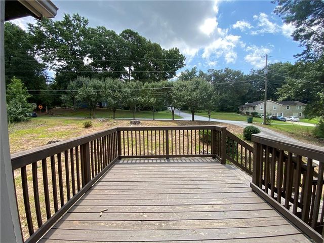 3335 Hillside Drive, Snellville, GA 30078