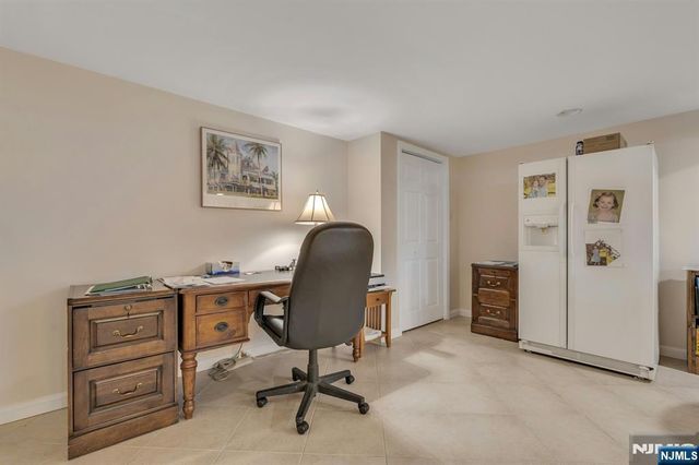 71 New Street, Allendale, NJ 07401