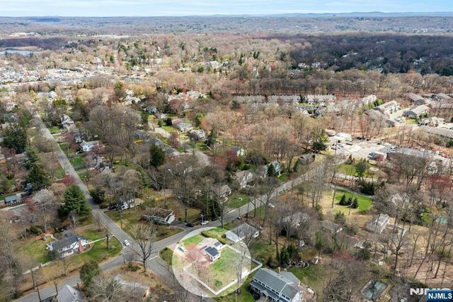 71 New Street, Allendale, NJ 07401