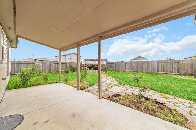 7227 Hobby Wind Ridge Drive, Houston, TX 77075