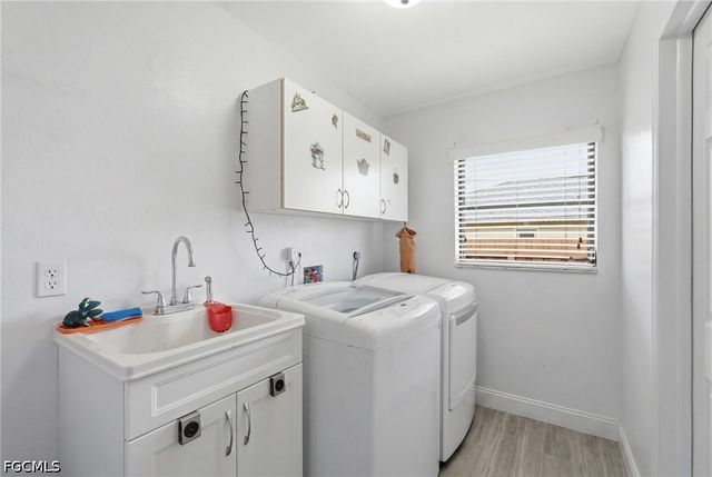 139 SE 30th ST, Cape Coral, FL 33904