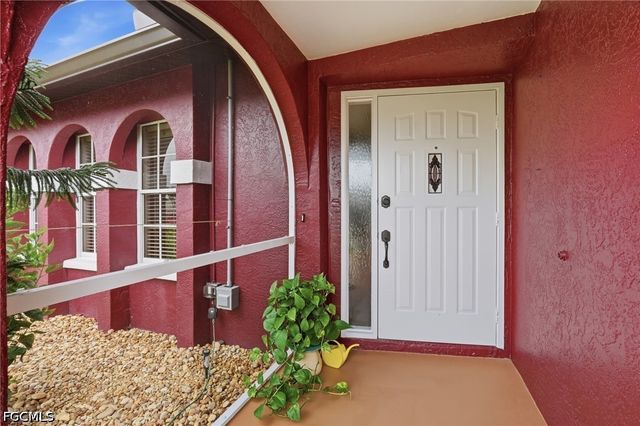 139 SE 30th ST, Cape Coral, FL 33904