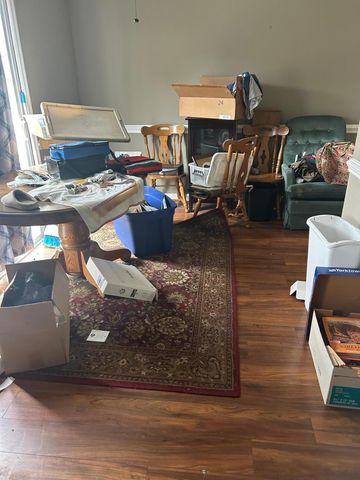 2 Manor Boulevard, Hanahan, SC 29410