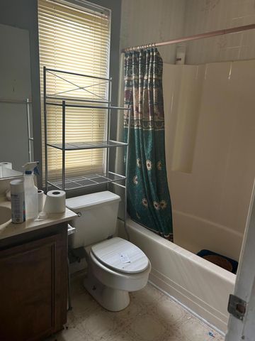 2 Manor Boulevard, Hanahan, SC 29410