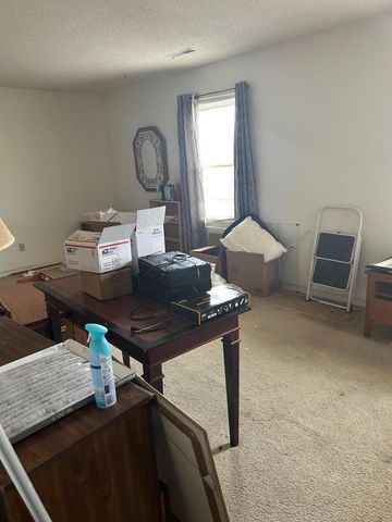 2 Manor Boulevard, Hanahan, SC 29410