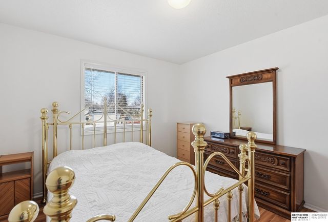 13059 Meredith Avenue, Omaha, NE 68164