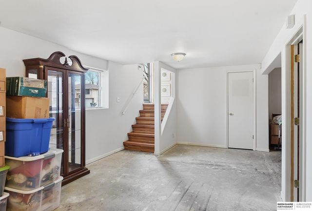 13059 Meredith Avenue, Omaha, NE 68164